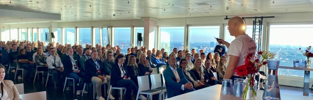 Keynote Speaker derLÖSER beim Vortrag in Hamburg